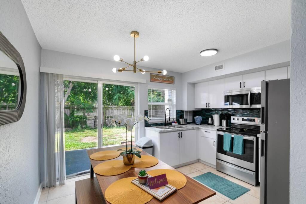 Ocean 21 - Waves & Wonders Apartment Indian Harbour Beach Exterior photo